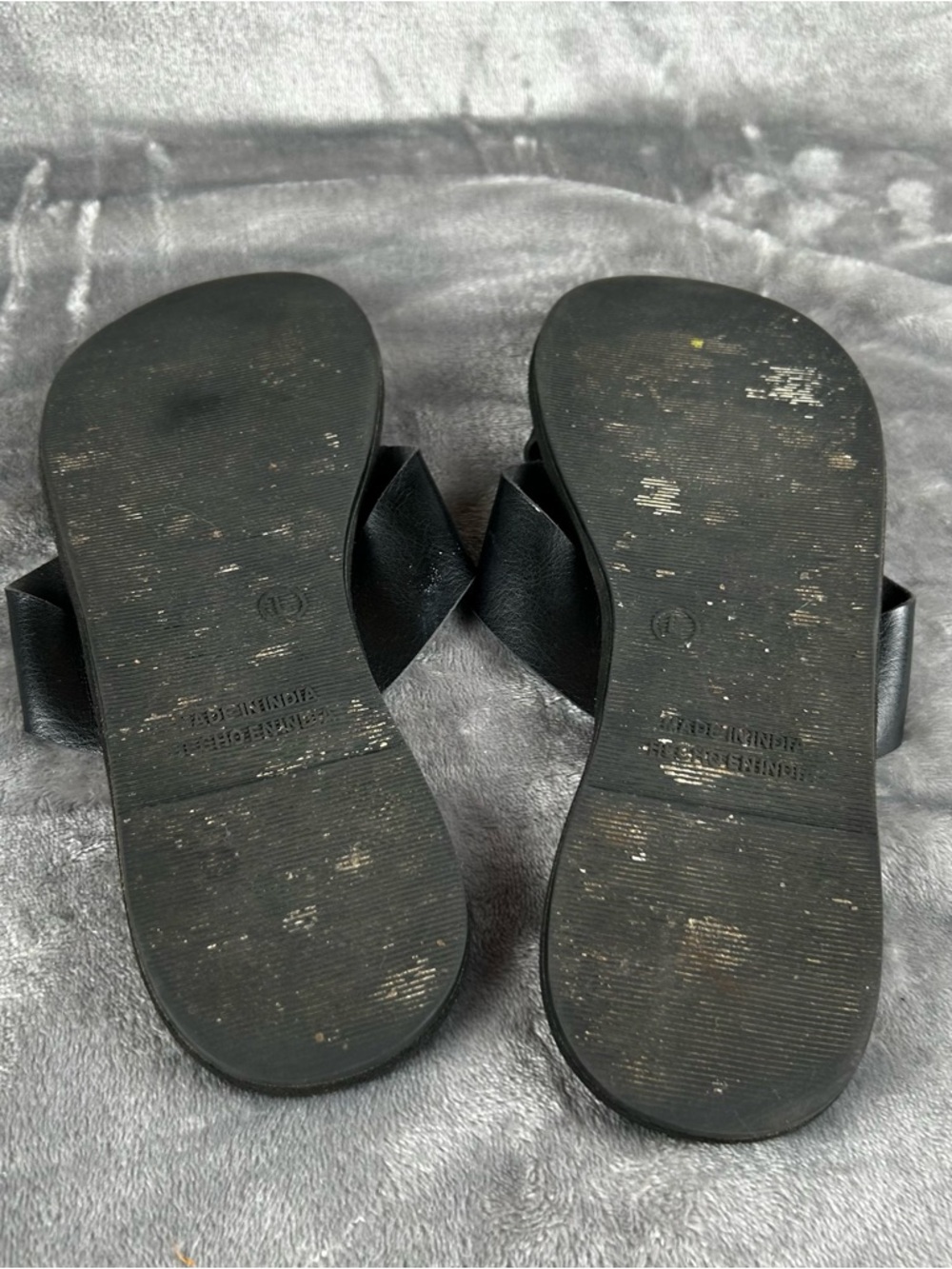 Hollister Leather Slides Womens Large 9/10 Runs Narrow Black Slip On Flat Sandal - Picture 10 of 10